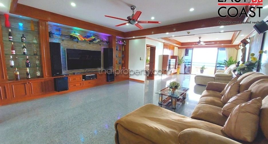 For sale 2 bedrooms condo in Jomtien, Pattaya