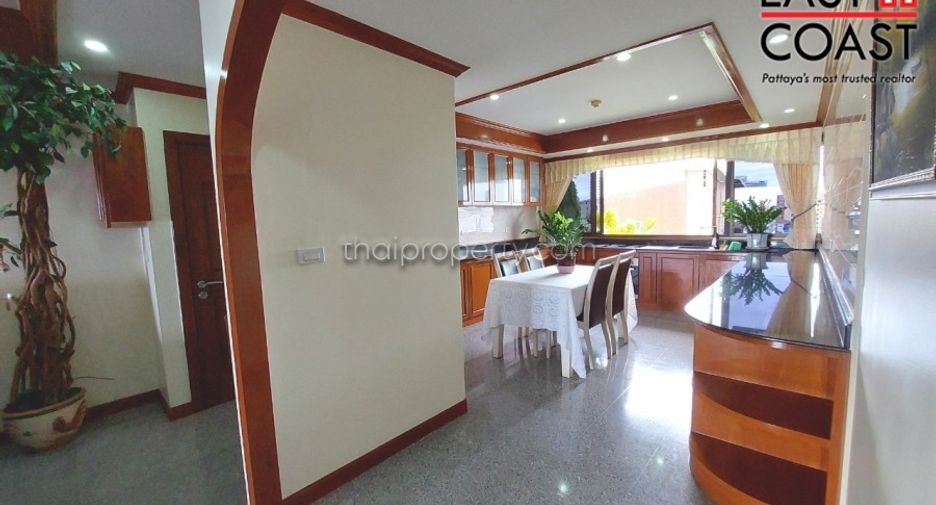 For sale 2 bedrooms condo in Jomtien, Pattaya