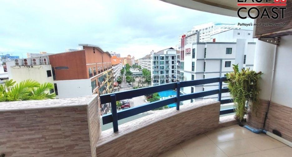 For sale 2 bedrooms condo in Jomtien, Pattaya
