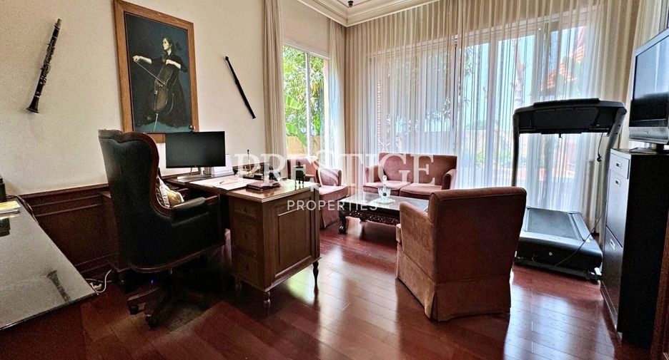Casa en venta de 4 habitaciones en Bang Lamung, Chonburi