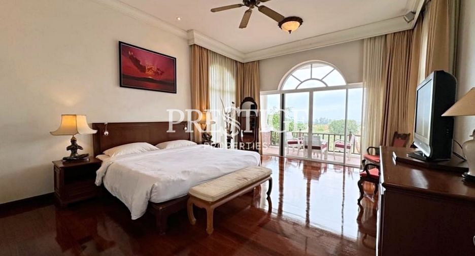Casa en venta de 4 habitaciones en Bang Lamung, Chonburi