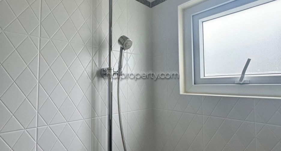 À vendre 3 chambres maison à Bang Lamung, Chonburi