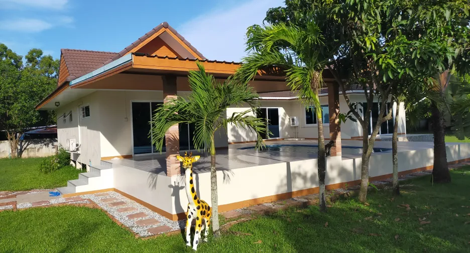 For rent 3 Beds villa in Nong Han, Udon Thani