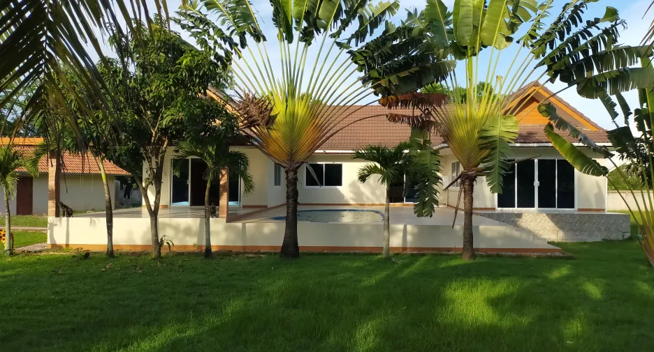 For rent 3 Beds villa in Nong Han, Udon Thani