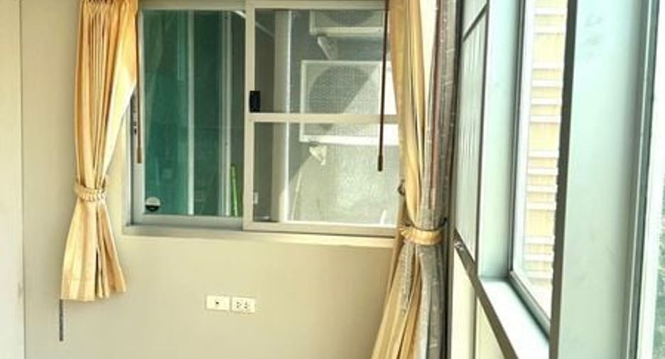 For sale 1 Beds condo in Phaya Thai, Bangkok
