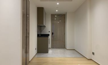 For sale 1 bed condo in Huai Khwang, Bangkok