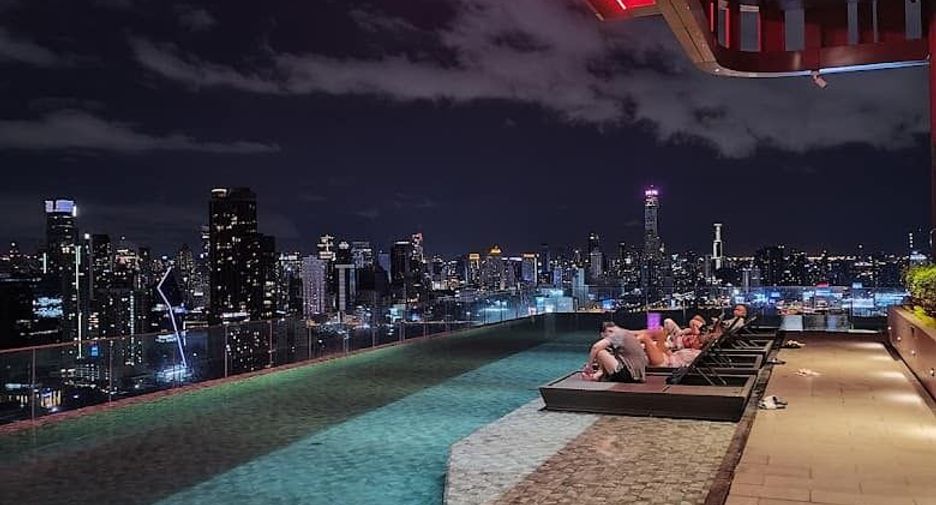 For rent 1 bed condo in Huai Khwang, Bangkok
