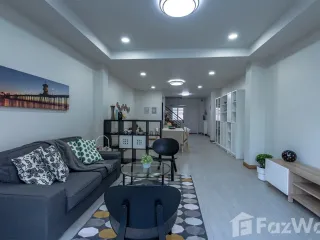 For rent 2 bed townhouse in Mueang Chiang Mai, Chiang Mai