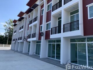 For rent 2 bed townhouse in Mueang Chiang Mai, Chiang Mai