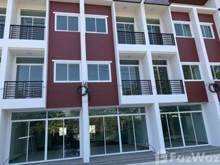 For rent 2 bed townhouse in Mueang Chiang Mai, Chiang Mai