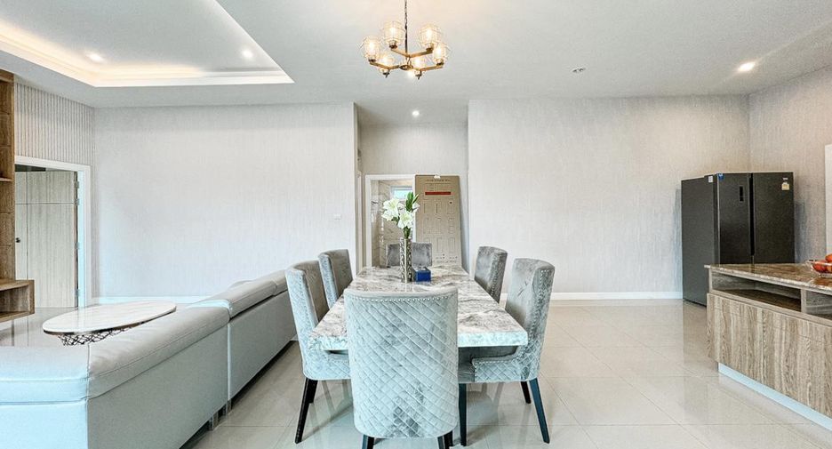 Haus zum Kauf mit 3 Zimmer in Huay Yai, Pattaya
