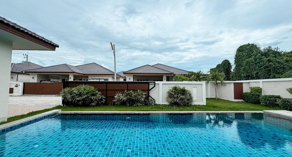 Haus zum Kauf mit 3 Zimmer in Huay Yai, Pattaya