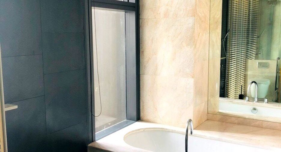 For rent and for sale 3 bedrooms condo in Sathon, Bangkok