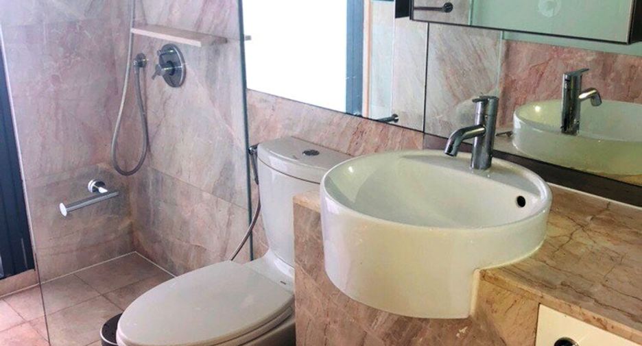 For rent and for sale 3 bedrooms condo in Sathon, Bangkok