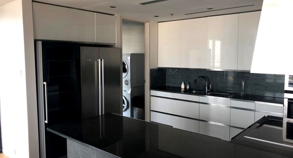 For rent and for sale 3 bedrooms condo in Sathon, Bangkok