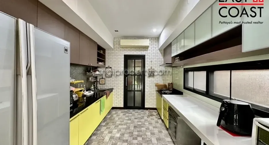 À vendre 2 chambres maison à Bang Lamung, Chonburi