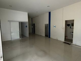 For rent warehouse in Krathum Baen, Samut Sakhon