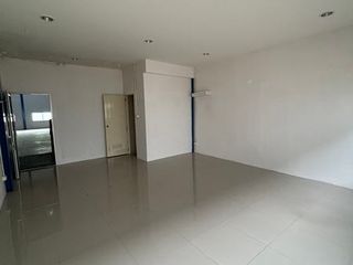 For rent warehouse in Krathum Baen, Samut Sakhon