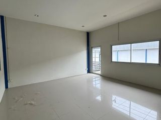 For rent warehouse in Krathum Baen, Samut Sakhon