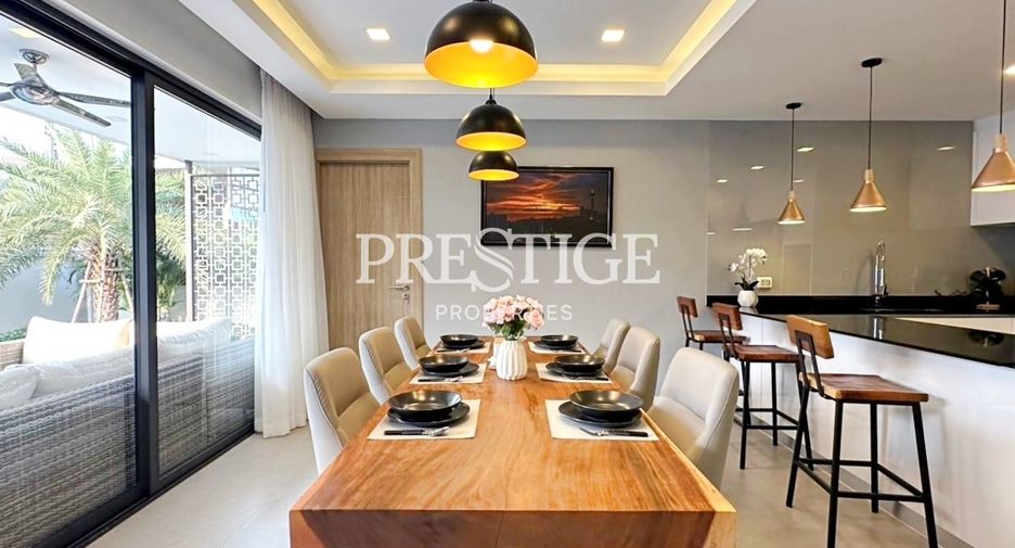 For sale 4 bedrooms house in South Pattaya, Pattaya