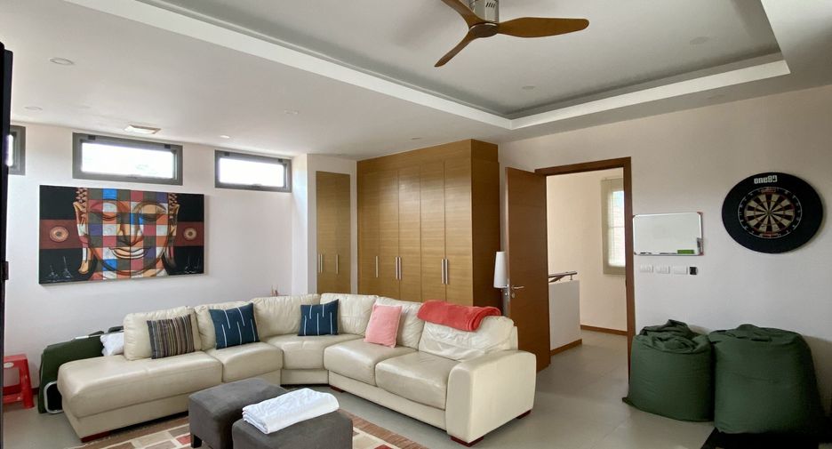 For sale 3 Beds villa in Mueang Phuket, Phuket