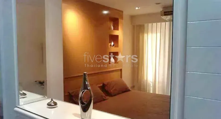 For rent 2 Beds condo in Watthana, Bangkok