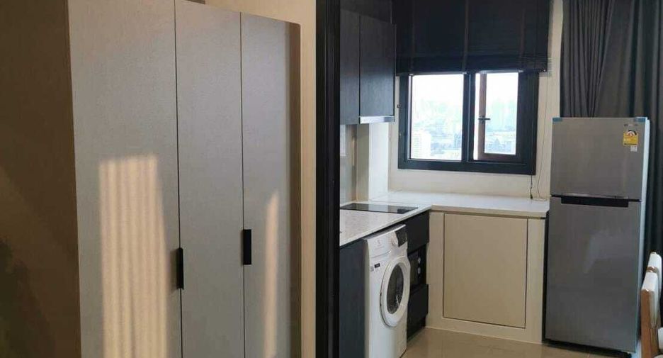 For rent 1 Beds condo in Huai Khwang, Bangkok