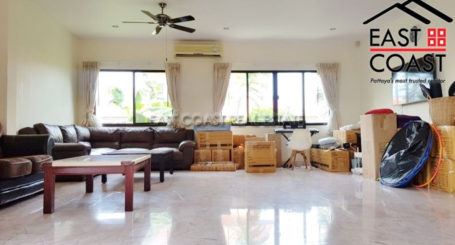 Casa en venta de 4 habitaciones en Bang Lamung, Chonburi