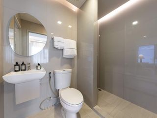 For sale 1 bed condo in Huai Khwang, Bangkok