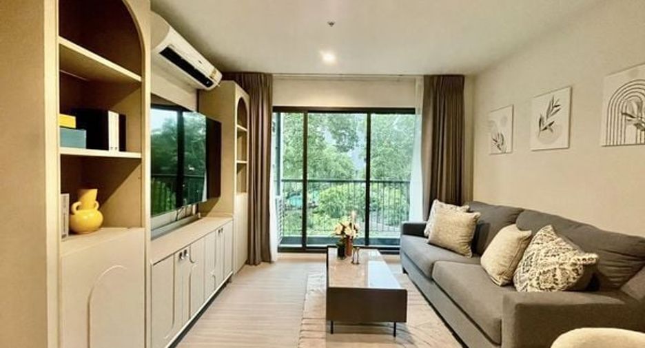 For rent 2 bed condo in Pathum Wan, Bangkok