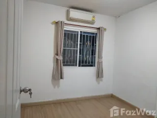 For rent 3 bed townhouse in Mueang Pathum Thani, Pathum Thani