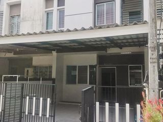 For sale 3 bed townhouse in Mueang Nakhon Si Thammarat, Nakhon Si Thammarat
