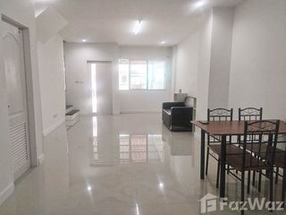 For sale 3 bed townhouse in Mueang Nakhon Si Thammarat, Nakhon Si Thammarat