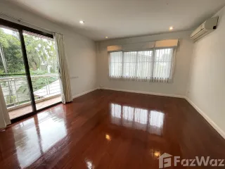 For rent 4 Beds villa in Yan Nawa, Bangkok