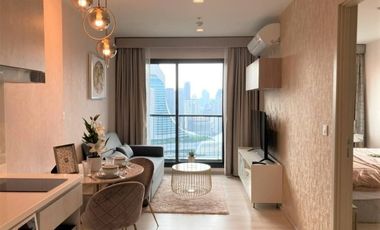 For rent 1 bed condo in Pathum Wan, Bangkok