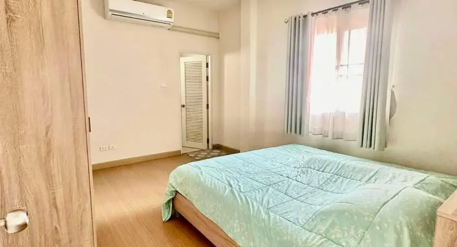 For sale 4 bed house in Hang Dong, Chiang Mai