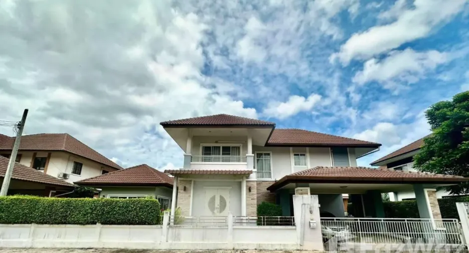 For sale 4 bed house in Hang Dong, Chiang Mai