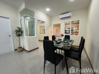 For rent 4 bed townhouse in Mueang Chiang Mai, Chiang Mai