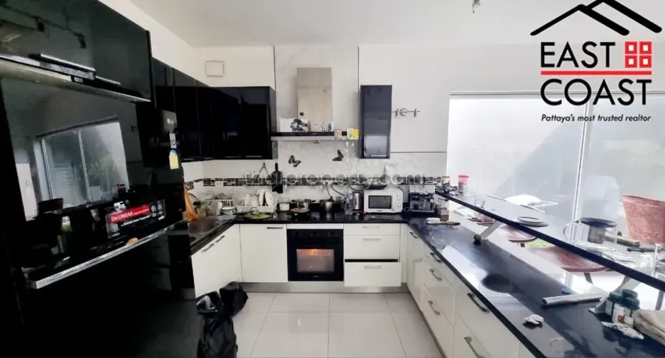 For sale 3 ベッドルーム house in Jomtien, Pattaya