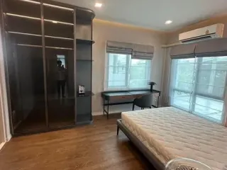 For rent 4 bedrooms house in Bang Phli, Samut Prakan