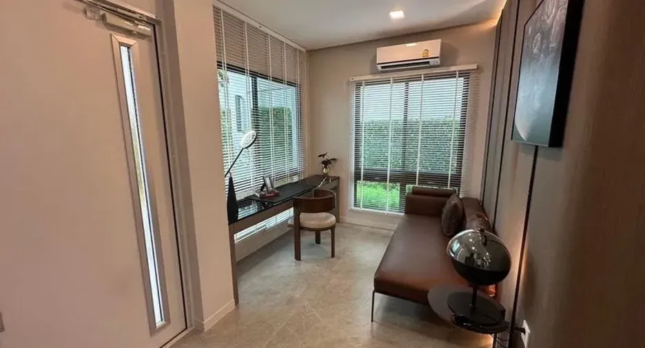 For rent 4 bedrooms house in Bang Phli, Samut Prakan
