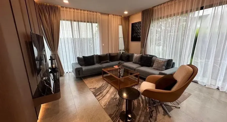 For rent 4 bedrooms house in Bang Phli, Samut Prakan