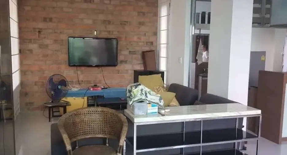 Büro zur Miete und zum Kauf mit 5 Zimmer in Sathon, Bangkok