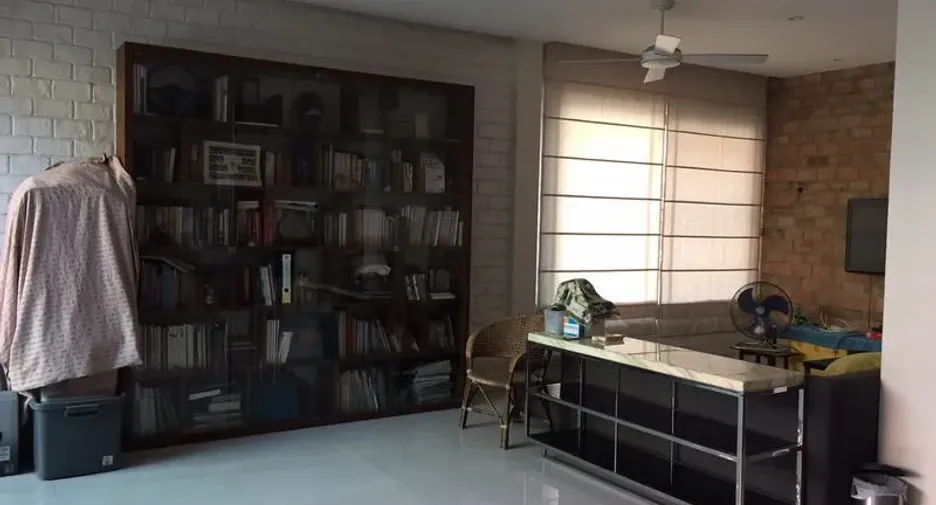 Büro zur Miete und zum Kauf mit 5 Zimmer in Sathon, Bangkok