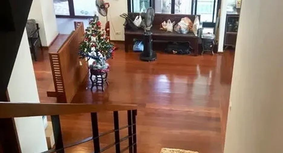 Büro zur Miete und zum Kauf mit 5 Zimmer in Sathon, Bangkok