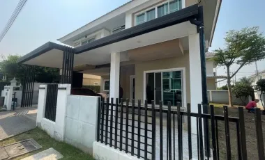For rent 3 Beds house in Saraphi, Chiang Mai