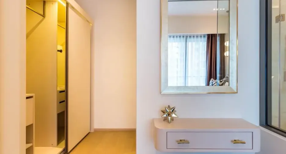 For sale 1 bed condo in Khlong Toei, Bangkok