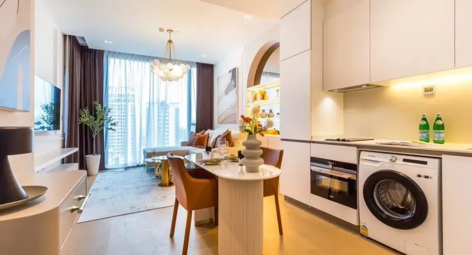 For sale 1 bed condo in Khlong Toei, Bangkok