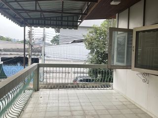 For sale 6 Beds house in Thon Buri, Bangkok
