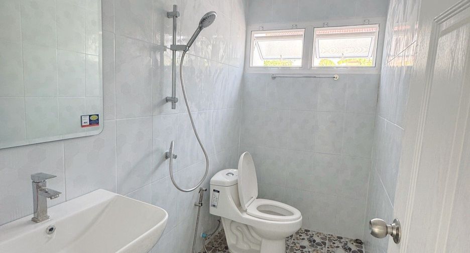 For sale 4 bed house in Bang Khae, Bangkok